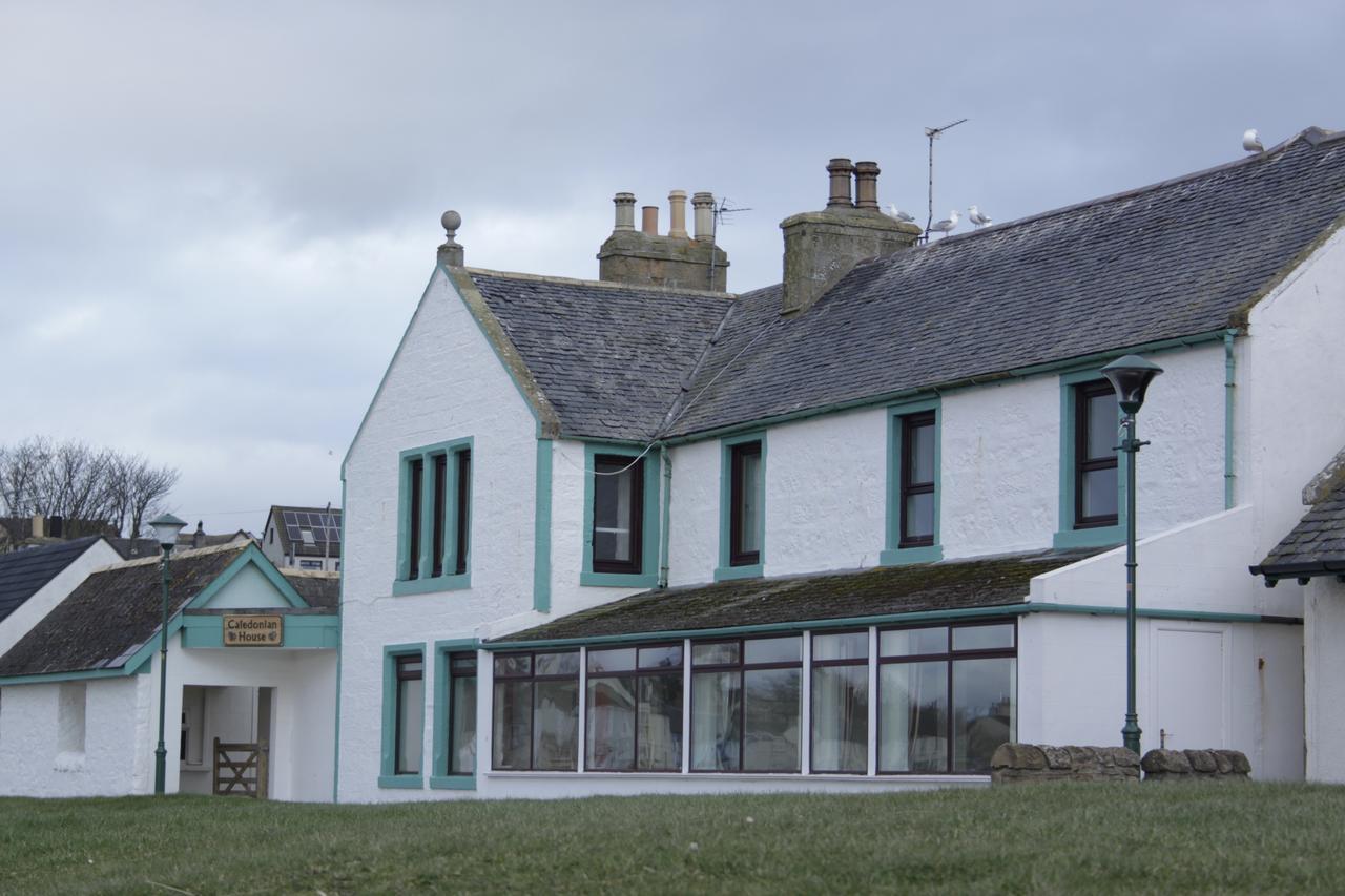 Bed and Breakfast Caledonian House Portmahomack Экстерьер фото