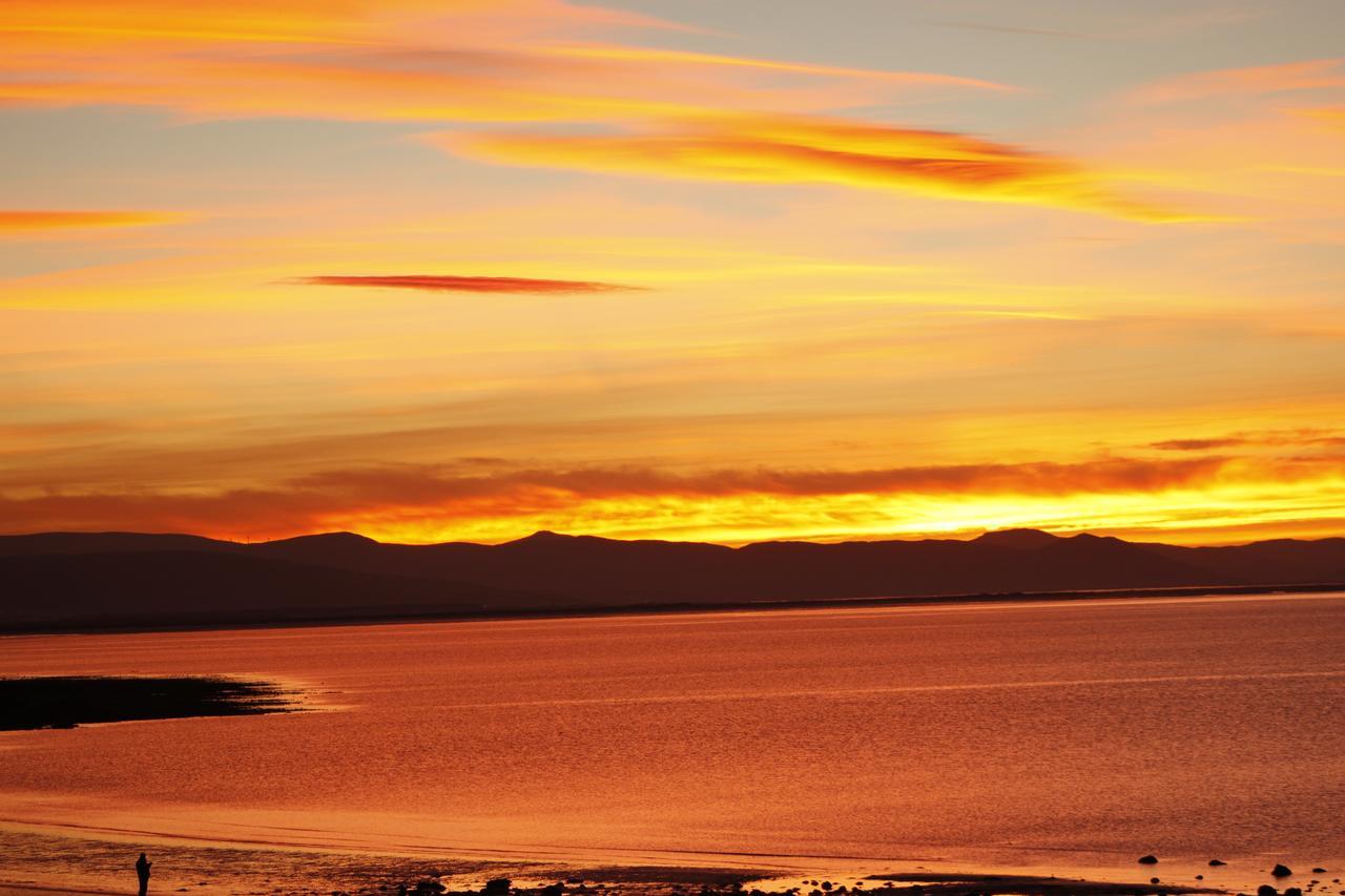 Bed and Breakfast Caledonian House Portmahomack Экстерьер фото